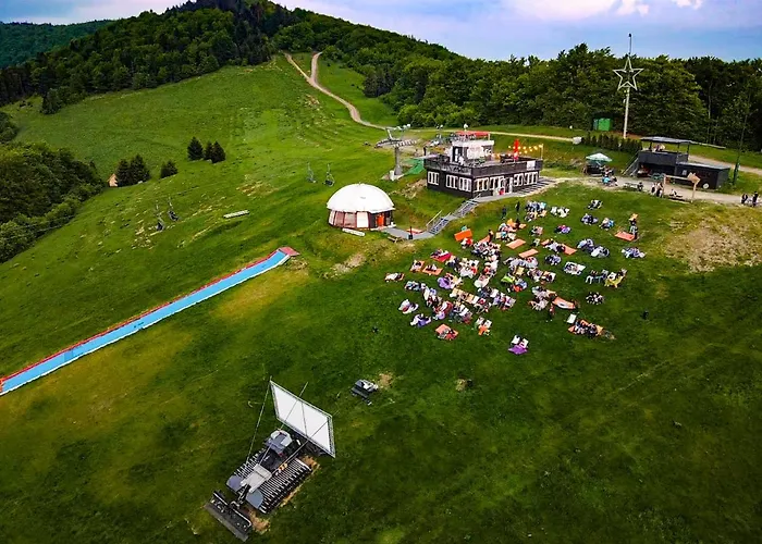 Poniwiec Mala Czantoria 3*