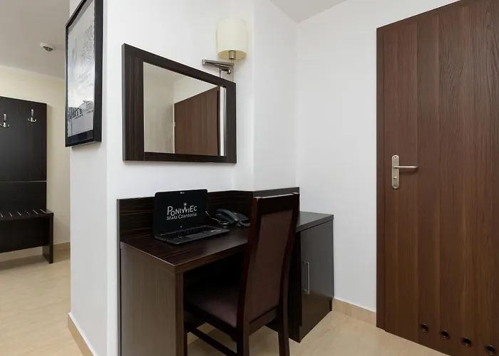 Poniwiec Mala Czantoria 3*